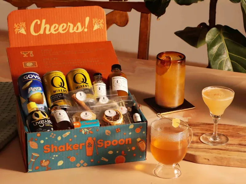 Shaker & Spoon